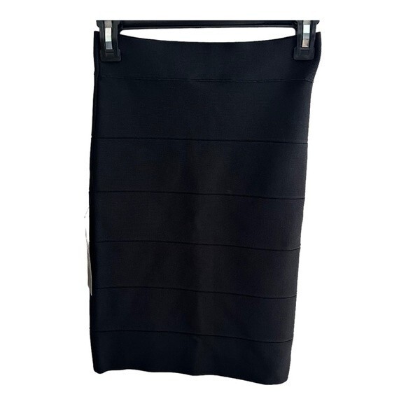 NWT BCBGMaxAzria Alexa Bandage Skirt Size S Black - Picture 3 of 9